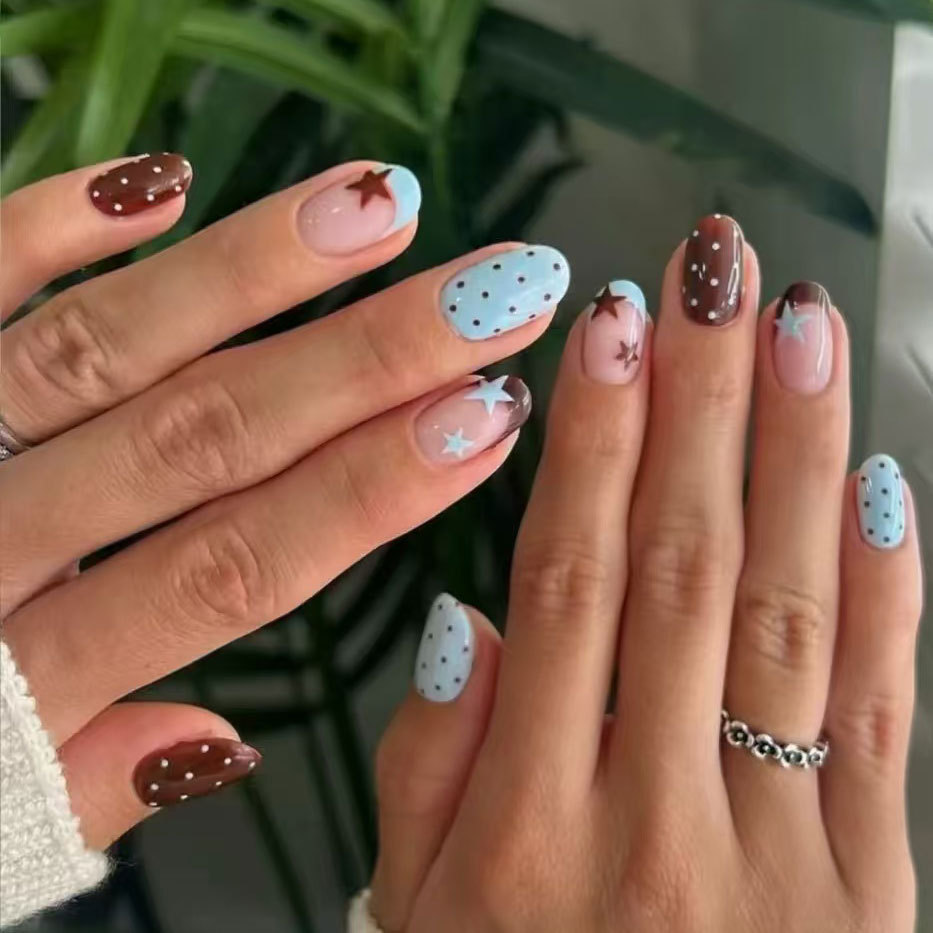 24 Uñas Postizas con Diseño de - Nail Art Aesthetic reseña y precio