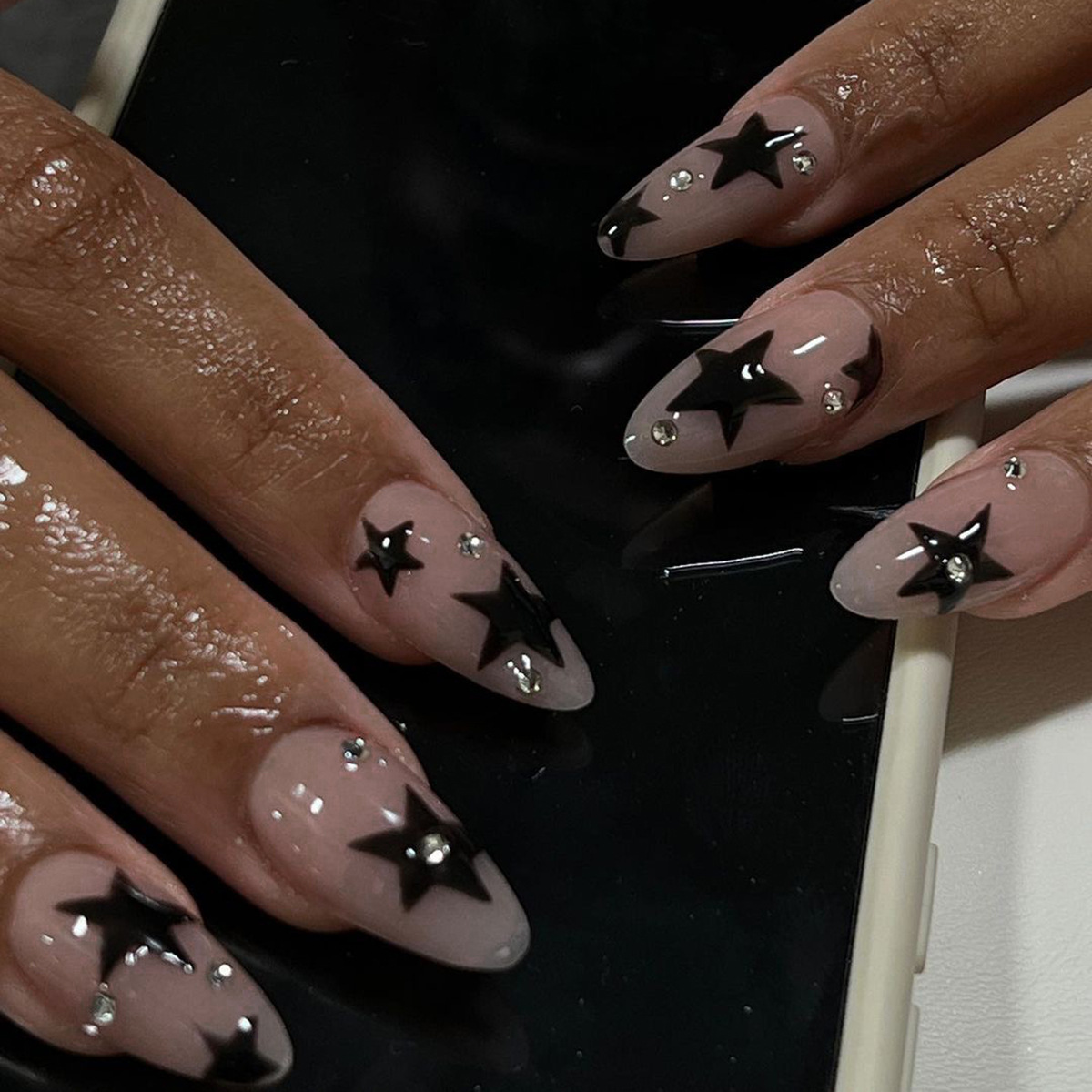 24 Uñas Postizas con Diseño de - Nail Art Aesthetic reseña y precio